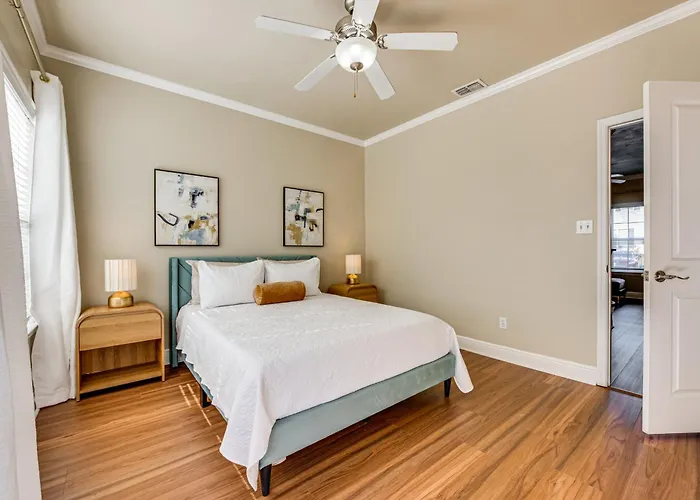 3 Mi To Fsu! Townhome W/ Pool Access *