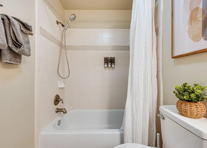 3 Mi To Fsu! Townhome W/ Pool Access Tallahassee