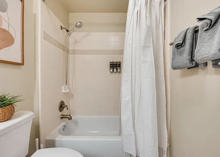 3 Mi To Fsu! Townhome W/ Pool Access * Tallahassee
