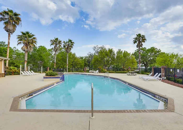 3 Mi To Fsu! Townhome W/ Pool Access